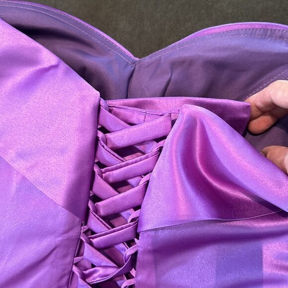 Women’s Purple Satin Off The Shoulder Prom Party Formal Dress Corset Size 4 NWOT - Picture 11 of 11